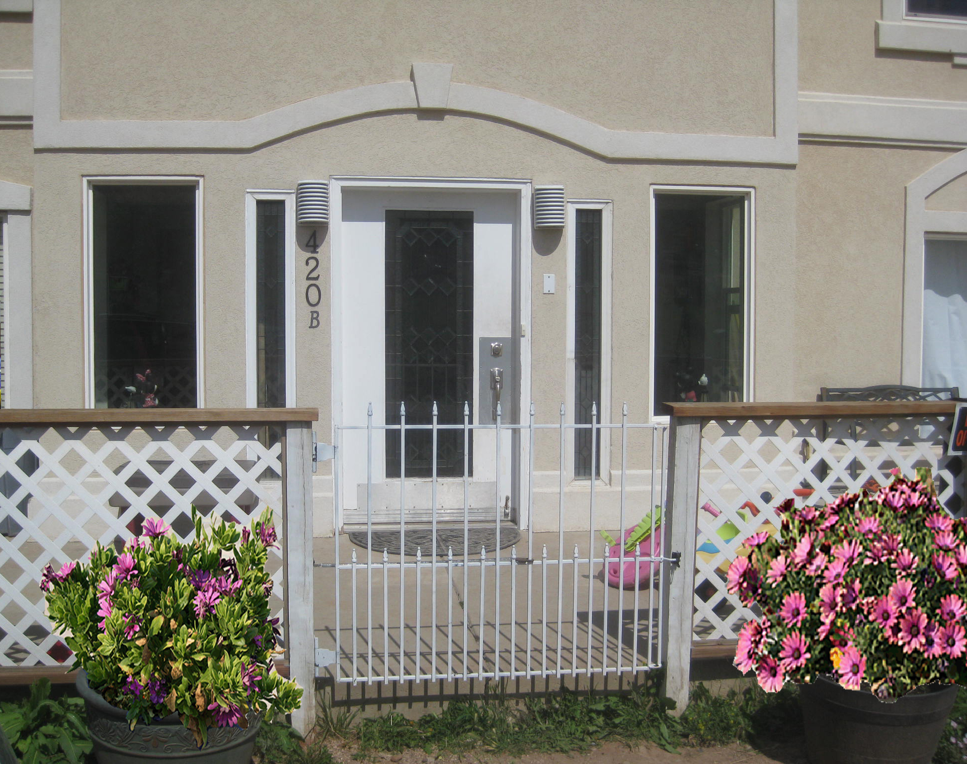 Porch and Entrance to MAIN FLOOR UNIT
